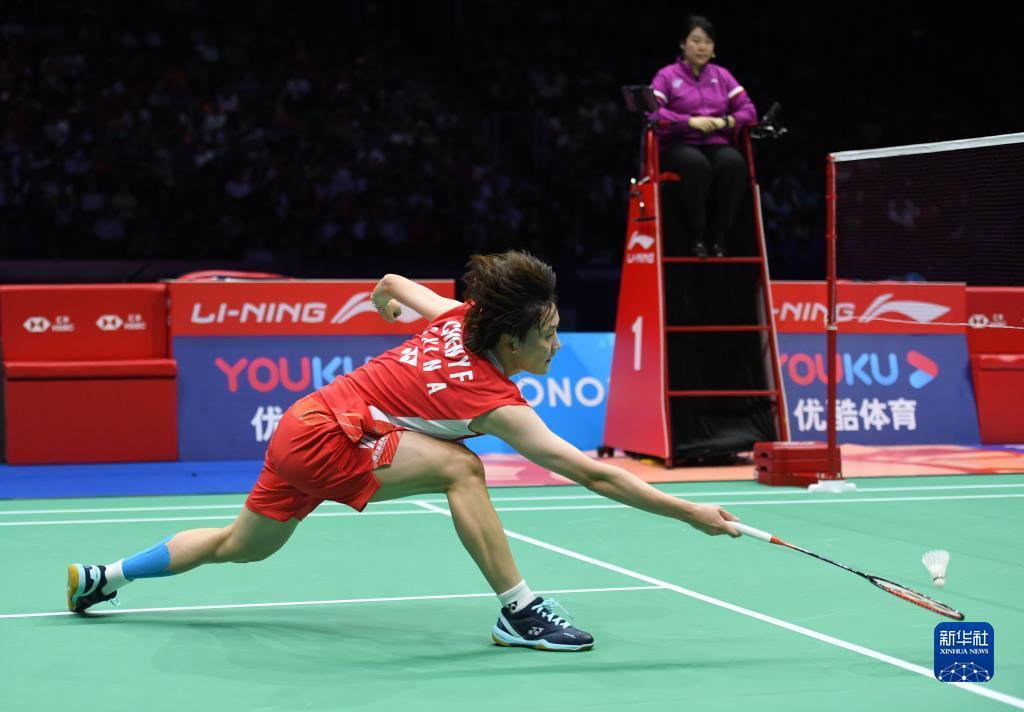 一个竞技和 一个竞技和