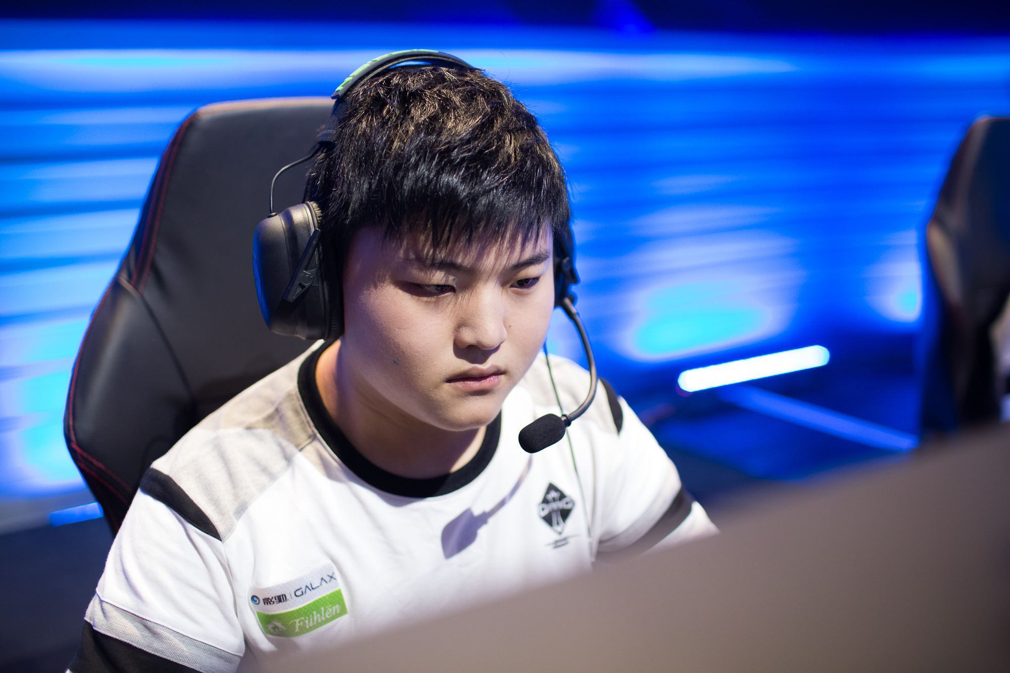 强阵容参赛 强阵容参赛